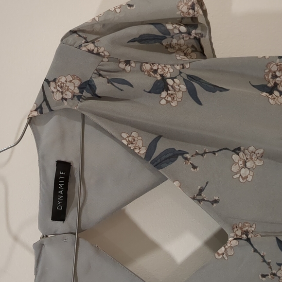 Dynamite floral dress - Picture 2 of 3